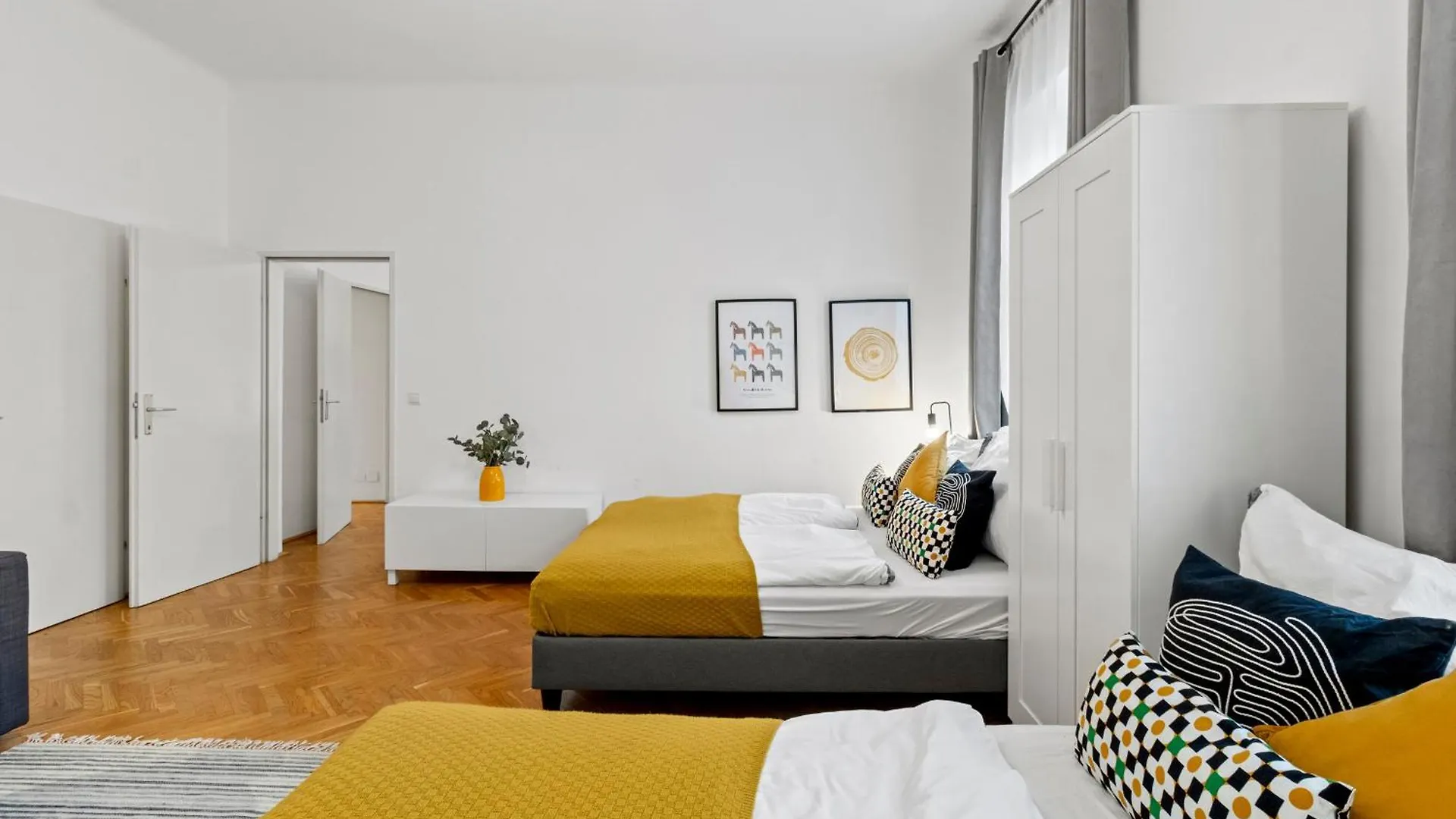 Chic Vienna Apartment