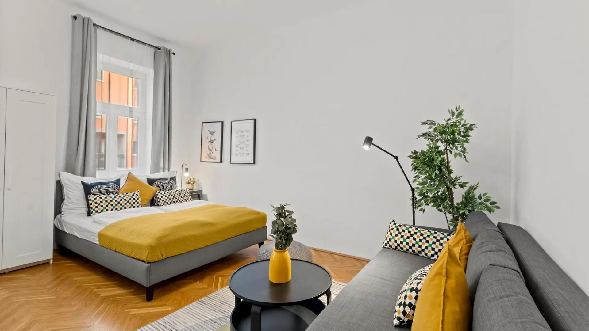 Chic Vienna Apartment