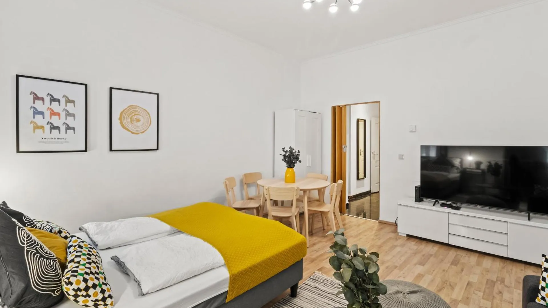 Chic Vienna Apartment 0*,